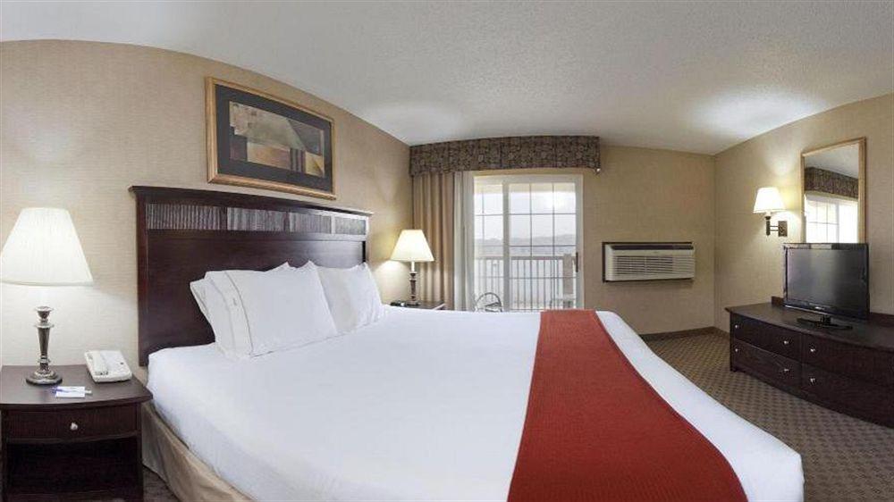 Holiday Inn Express Le Claire Riverfront-Davenport By Ihg Zewnętrze zdjęcie