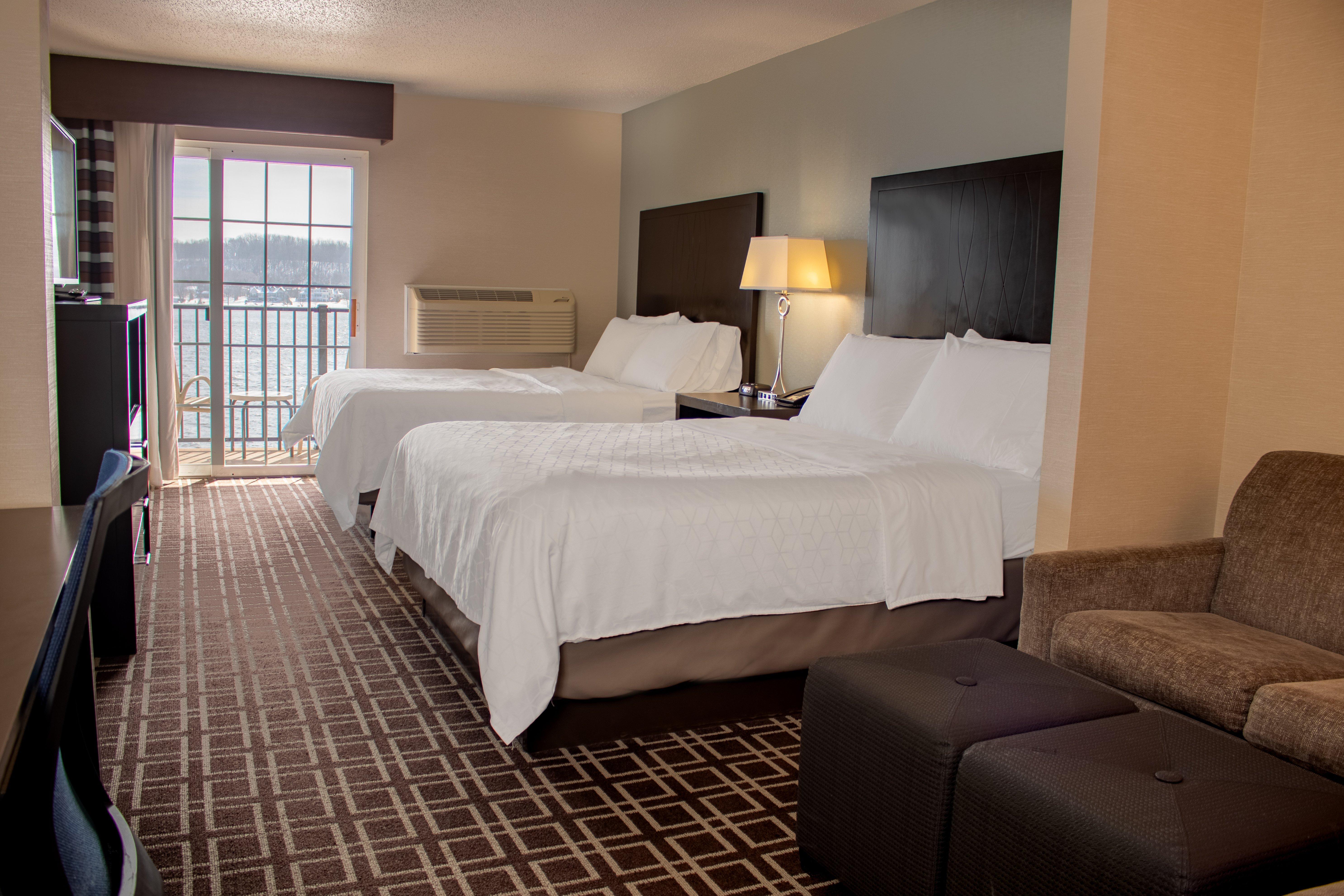 Holiday Inn Express Le Claire Riverfront-Davenport By Ihg Zewnętrze zdjęcie