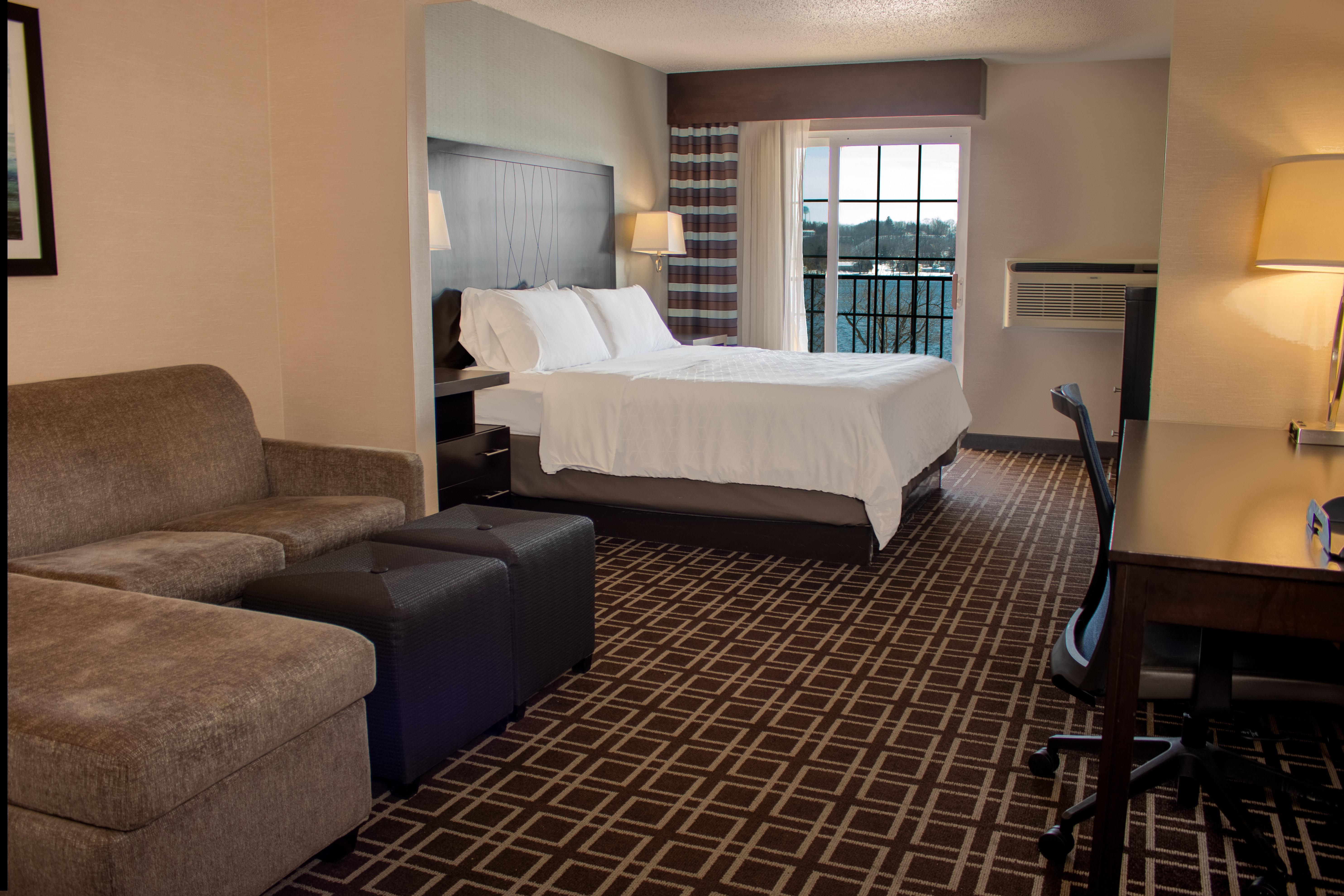 Holiday Inn Express Le Claire Riverfront-Davenport By Ihg Zewnętrze zdjęcie