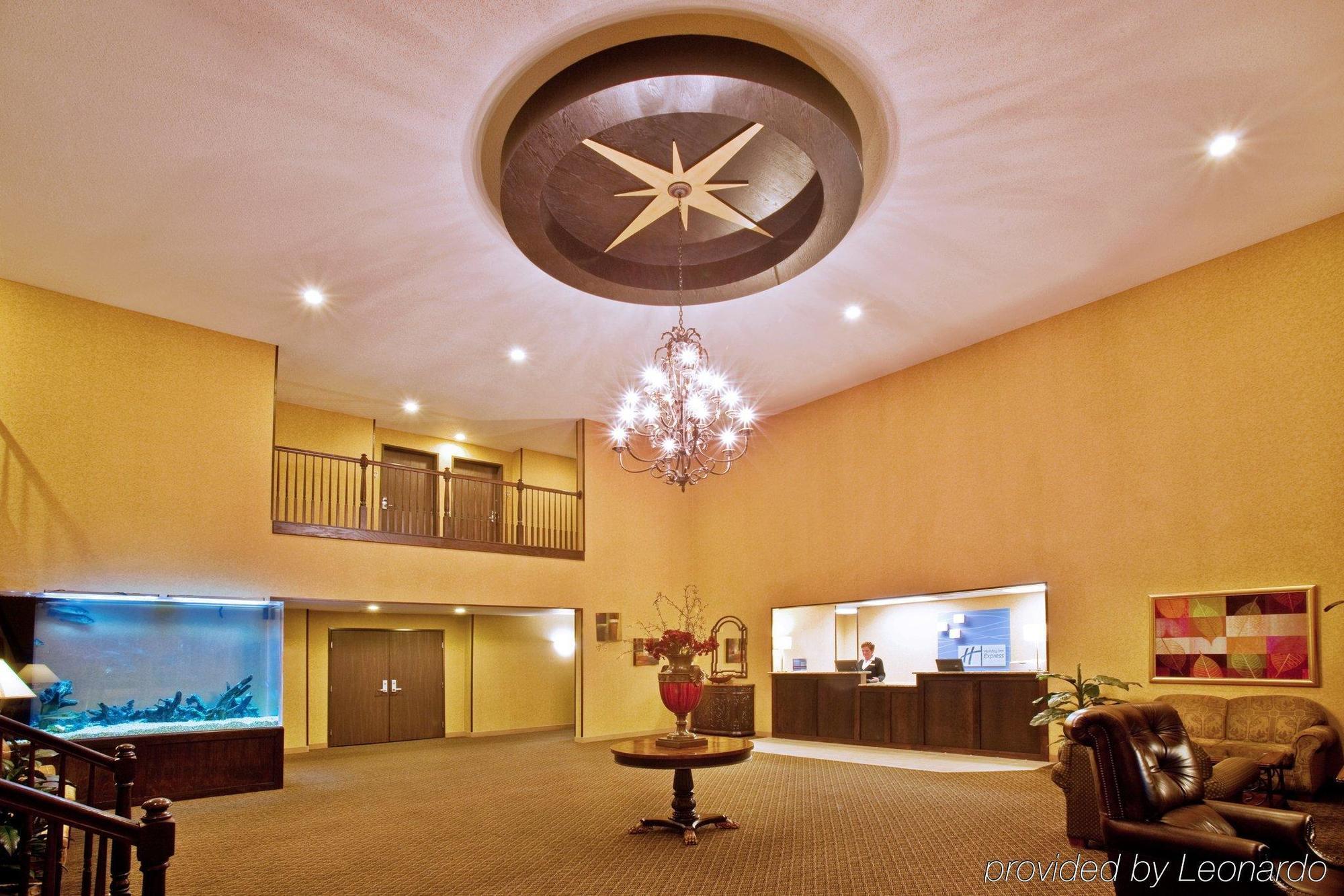 Holiday Inn Express Le Claire Riverfront-Davenport By Ihg Zewnętrze zdjęcie