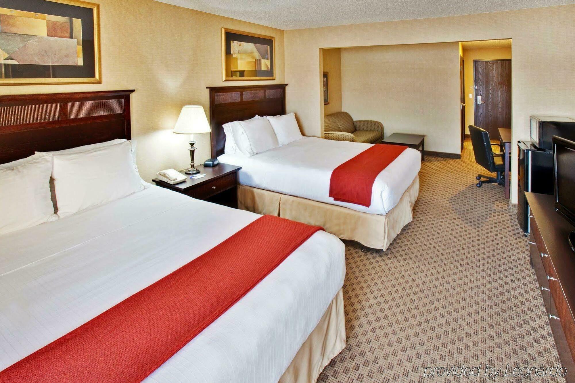 Holiday Inn Express Le Claire Riverfront-Davenport By Ihg Zewnętrze zdjęcie