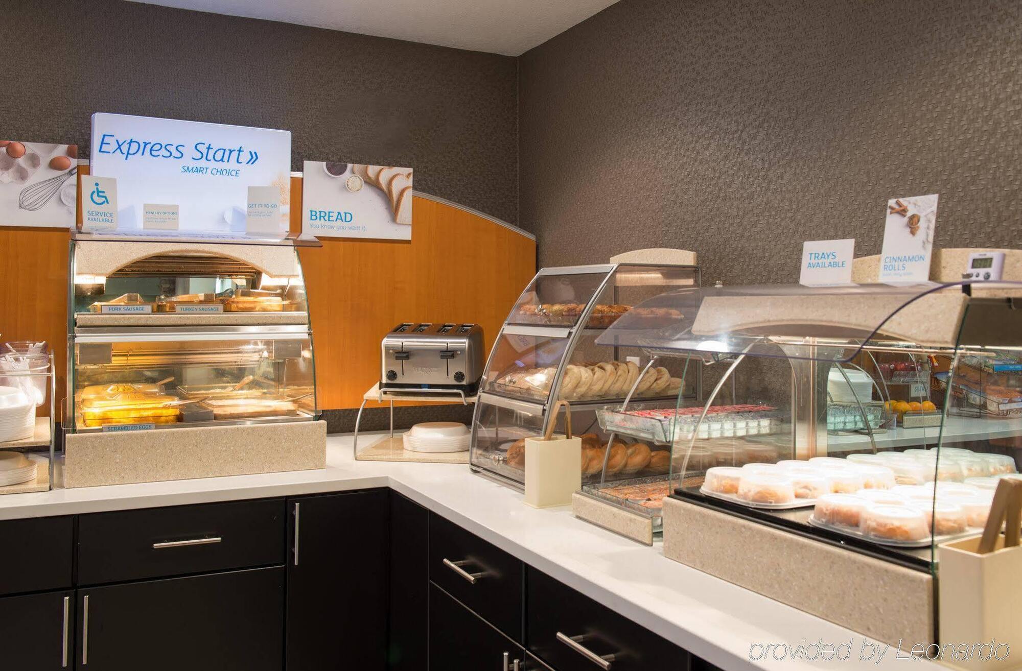 Holiday Inn Express Le Claire Riverfront-Davenport By Ihg Zewnętrze zdjęcie